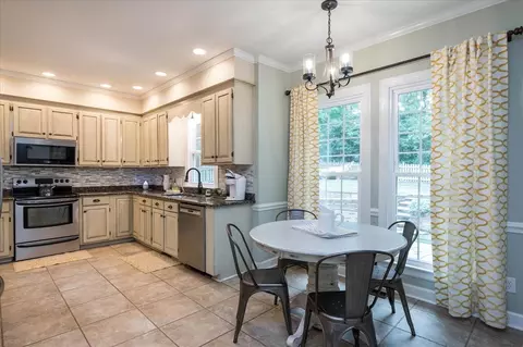 210 Custer Trl, Cary, NC 27513 photo 4