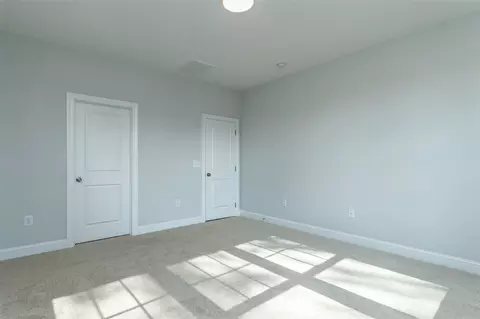 302 Silverhawk Ln, Durham, NC 27703 photo 14