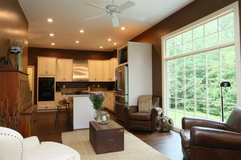 112 E Camden Forest Dr, Cary, NC 27518 photo 9