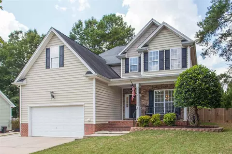 102 Roan Dr, Garner, NC 27529 photo 1
