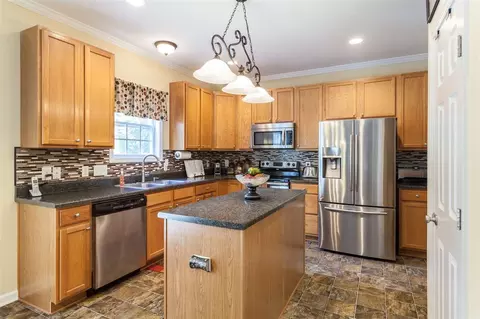 102 Roan Dr, Garner, NC 27529 photo 12