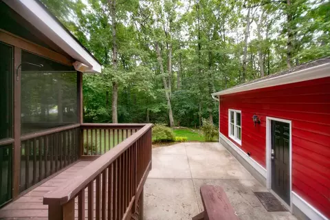 19 Lynbrook Cir, Durham, NC 27712 photo 4