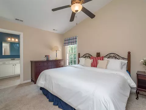 4107 Indigo Dr, Durham, NC 27705 photo 17