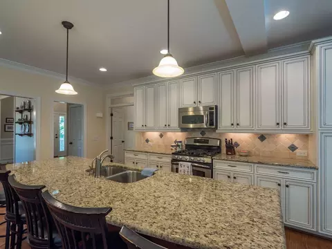 4107 Indigo Dr, Durham, NC 27705 photo 9
