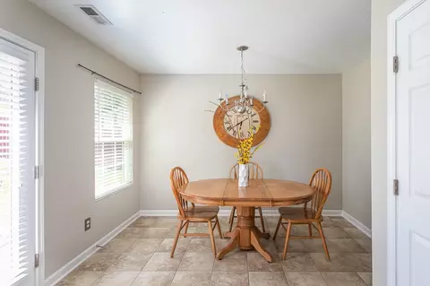 1708 Great Bend Dr, Durham, NC 27704 photo 3