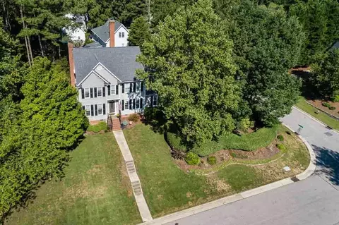 237 Parkgate Dr, Cary, NC 27519 photo 2