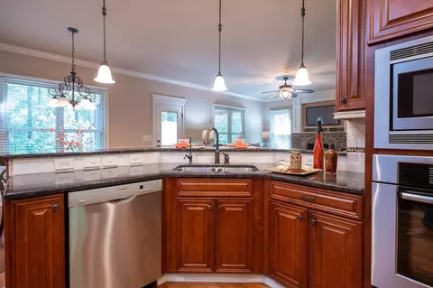 3901 Avon Brook Ln, Durham, NC 27705 photo 10