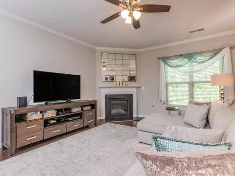 232 Lynchwick Ln, Durham, NC 27703 photo 5