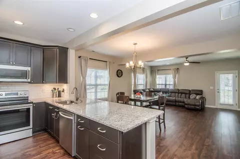 107 Eldon Ln, Apex, NC 27502 photo 9