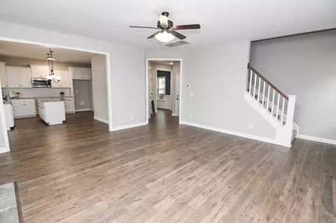 248 Fallingbrook Dr, Kenly, NC 27542 photo 9