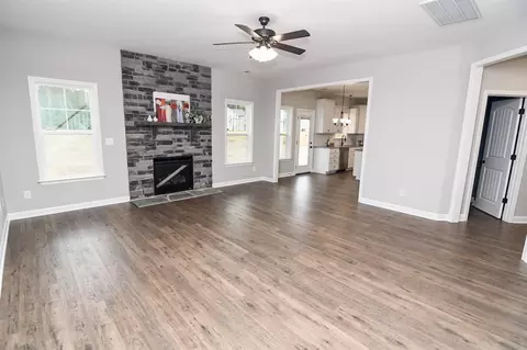 248 Fallingbrook Dr, Kenly, NC 27542 photo 8