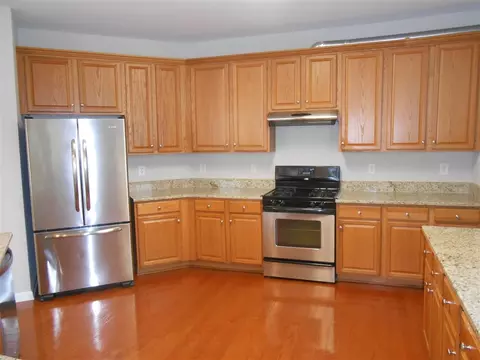 522 Front Ridge Dr, Cary, NC 27519 photo 2