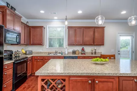 211 Chestnut Oak Pl, Durham, NC 27704 photo 9