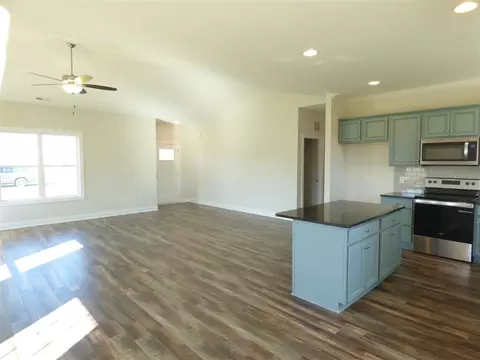 32 Ada Cir, Selma, NC 27576 photo 3