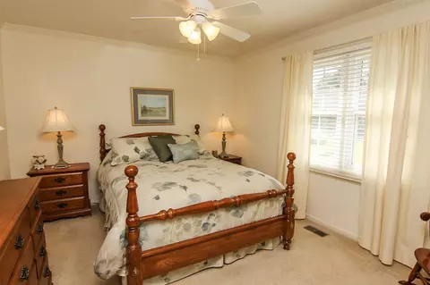 135 Ormond Ln, Selma, NC 27576 photo 14