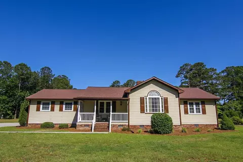 135 Ormond Ln, Selma, NC 27576 photo 1