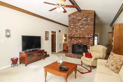 135 Ormond Ln, Selma, NC 27576 photo 5