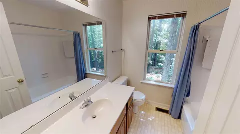 6 Indian Head Ct, Durham, NC 27703 photo 18