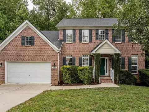 307 Tecumseh Ct, Cary, NC 27513 photo 1