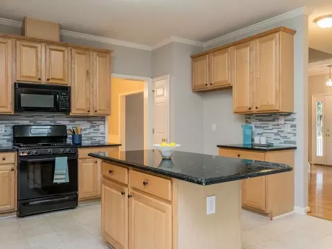 307 Tecumseh Ct, Cary, NC 27513 photo 11