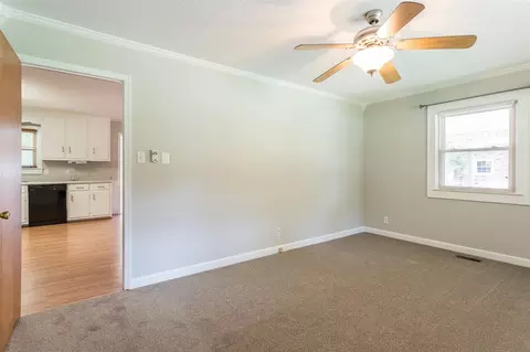 2555 Ardsley Dr, Durham, NC 27704 photo 17
