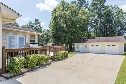 2555 Ardsley Dr, Durham, NC 27704 photo 4