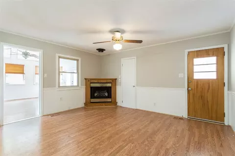 2555 Ardsley Dr, Durham, NC 27704 photo 12