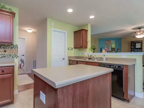 3 Duck Pond Ct, Durham, NC 27703 photo 5