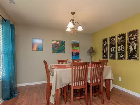 3 Duck Pond Ct, Durham, NC 27703 photo 3