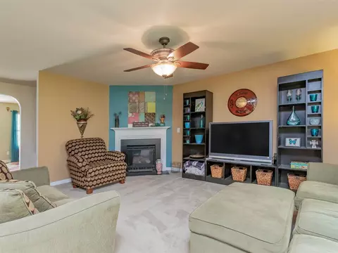 3 Duck Pond Ct, Durham, NC 27703 photo 4