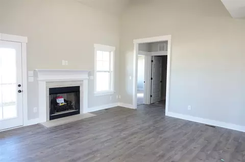 367 Farmall Dr, Smithfield, NC 27577 photo 5