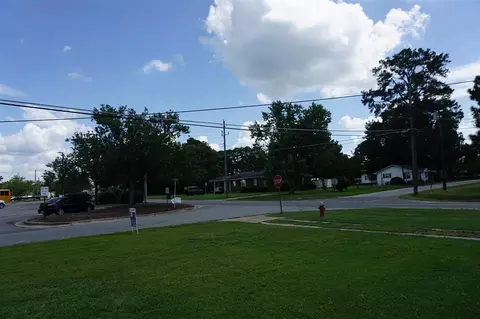 101 N Herring St, Pine Level, NC 27568 photo 8