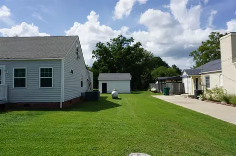 101 N Herring St, Pine Level, NC 27568 photo 3