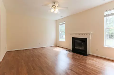 1104 Golden Eagle Dr, Durham, NC 27704 photo 4