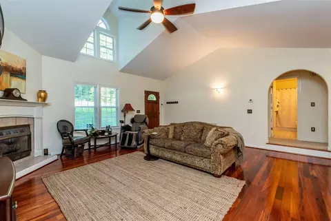 552 Margaret Pl, Garner, NC 27529 photo 6