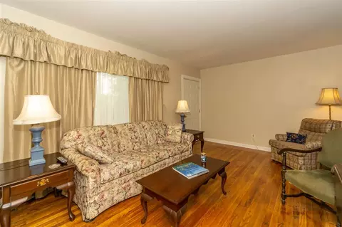 1521 S Main St, Wake Forest, NC 27587 photo 5