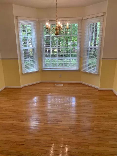 6041 Epping Forest Dr, Raleigh, NC 27613 photo 5
