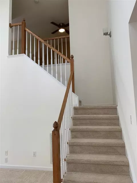 6041 Epping Forest Dr, Raleigh, NC 27613 photo 8