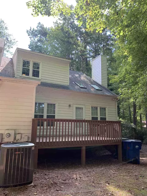 6041 Epping Forest Dr, Raleigh, NC 27613 photo 3