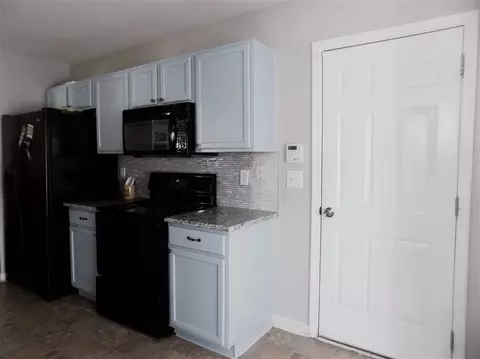 801 Pebblestone Dr, Durham, NC 27703 photo 7