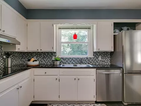 2300 Whitley Dr, Durham, NC 27707 photo 11