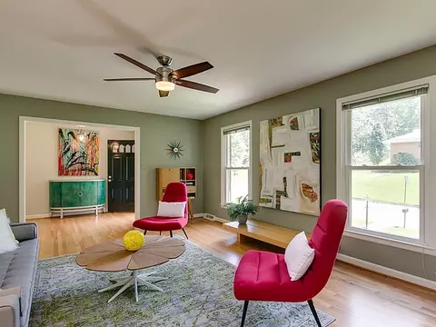 2300 Whitley Dr, Durham, NC 27707 photo 3