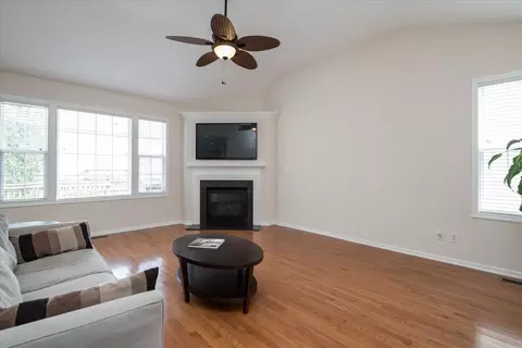 4811 Mistletoe Ln, Durham, NC 27703 photo 13