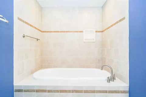 2608 Erwin Rd #423, Durham, NC 27705 photo 18