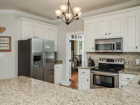 10825 Debnam Rd, Zebulon, NC 27597 photo 11