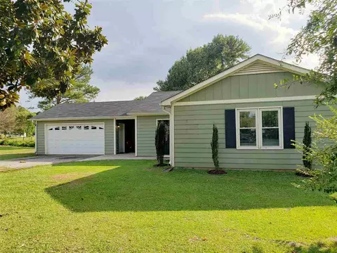 9 Greene Ct, Angier, NC 27501 photo 2