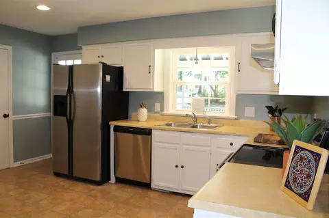 101 Artesian Dr, Garner, NC 27529 photo 8