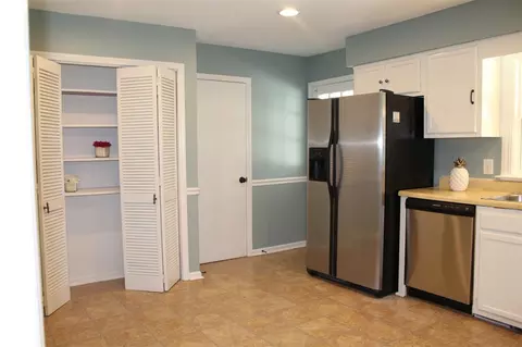 101 Artesian Dr, Garner, NC 27529 photo 9