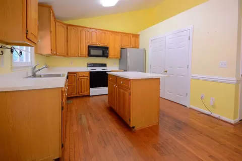 23 Bridgeport Dr, Durham, NC 27713 photo 9