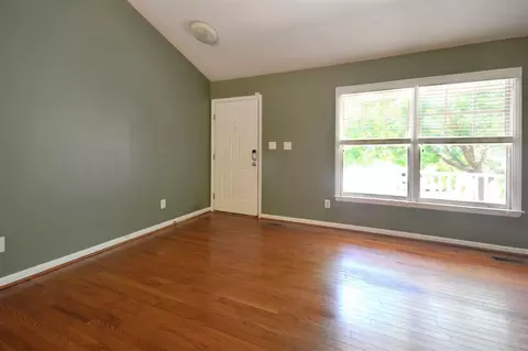 23 Bridgeport Dr, Durham, NC 27713 photo 6